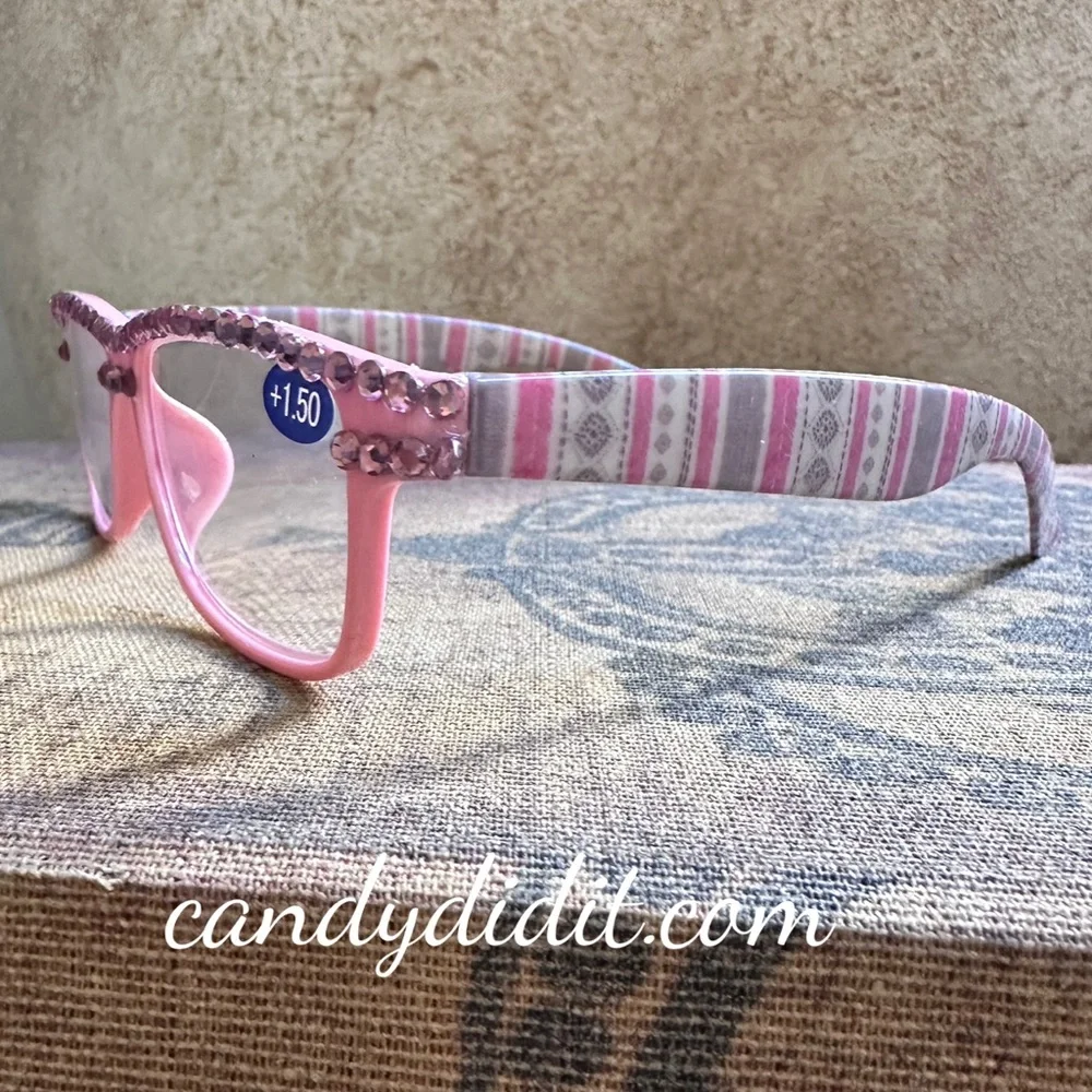 NWT Pretty Pink Crystal Reading Glasses Strength 1.50 With Matching Case